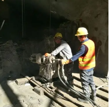 杭锦水下抗分散灌浆料特点 水下不分散注浆料介绍