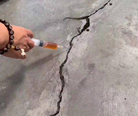 杭锦混凝土裂缝修补技术详解​